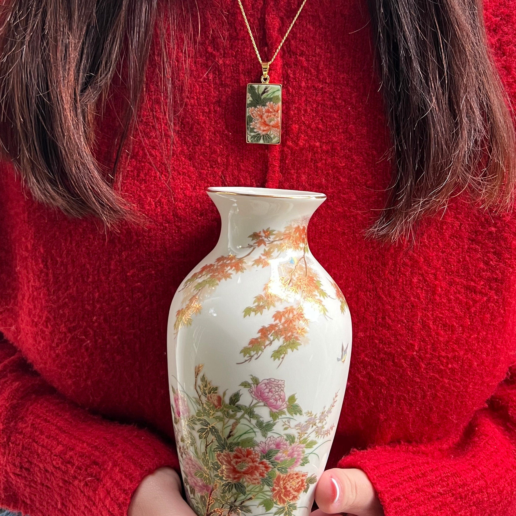 Vintage Chinoiserie Peony Necklaces handmade from a Japanese Imari Vase