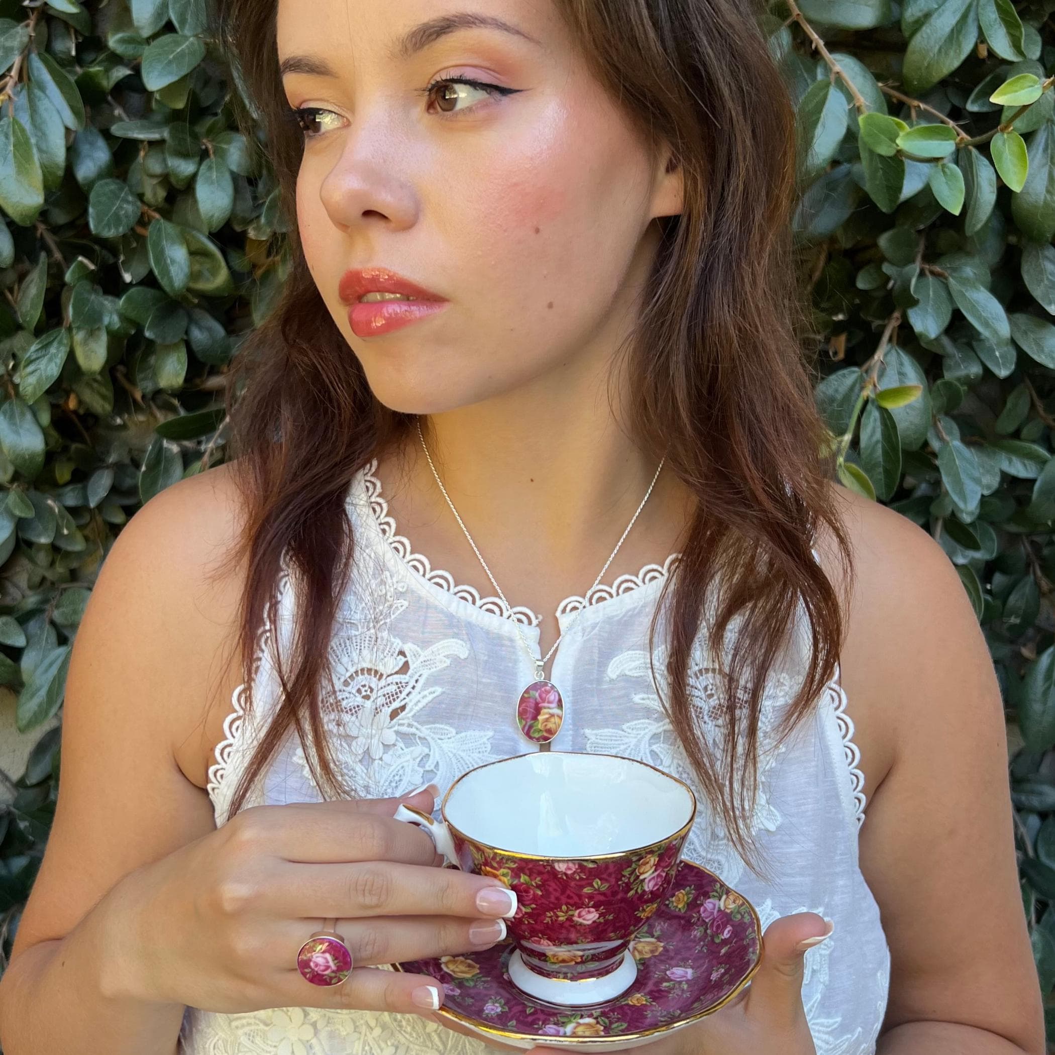 Vintage Royal Albert Ruby Lace Old Country Roses Broken China Jewelry & OCR Collectible Cup and Saucer, Vintage China Gift Ideas for Women