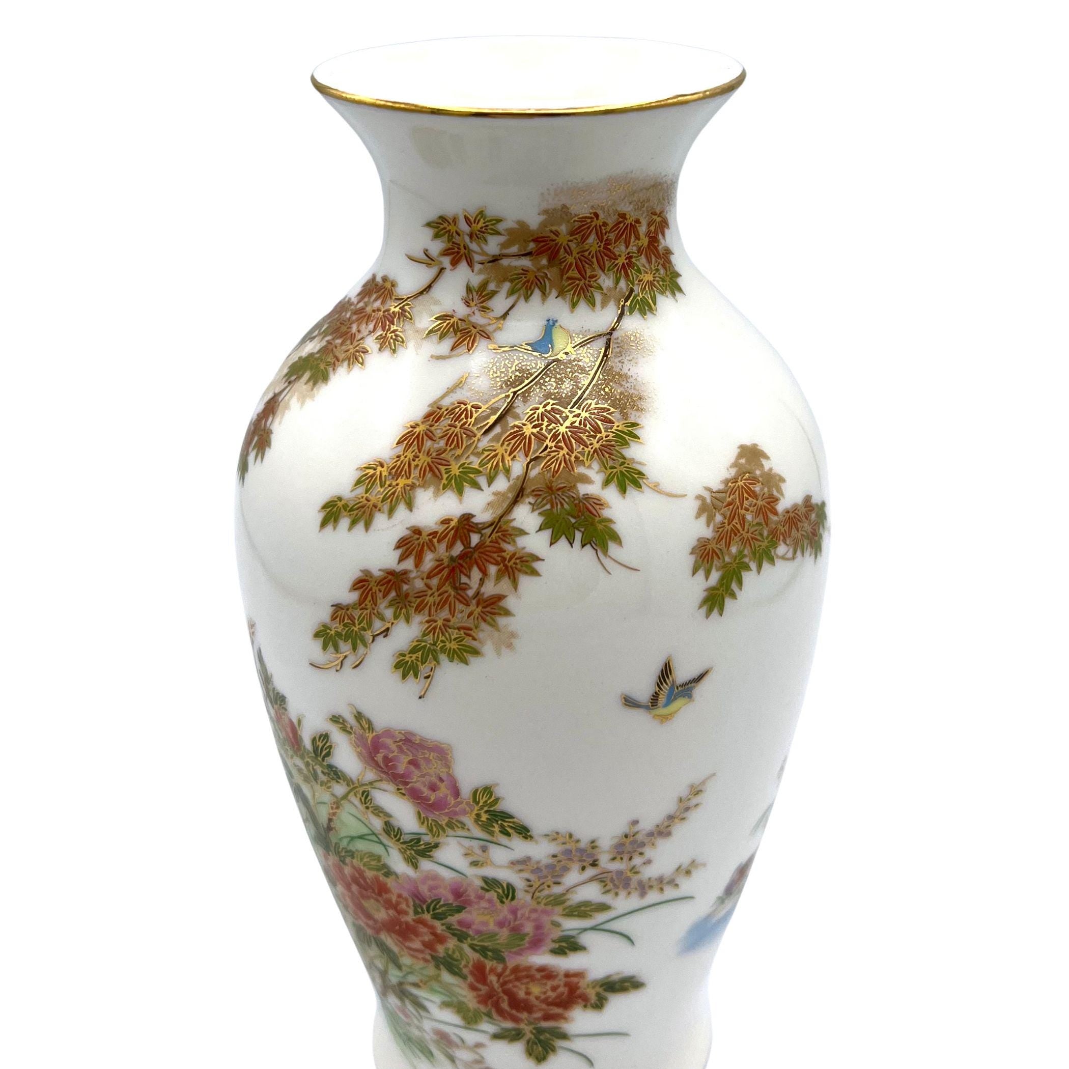 Peony Necklace Chinoiserie Christmas Gift for Women, Romantic 12th Anniversary Indie Imari Porcelain Jewelry