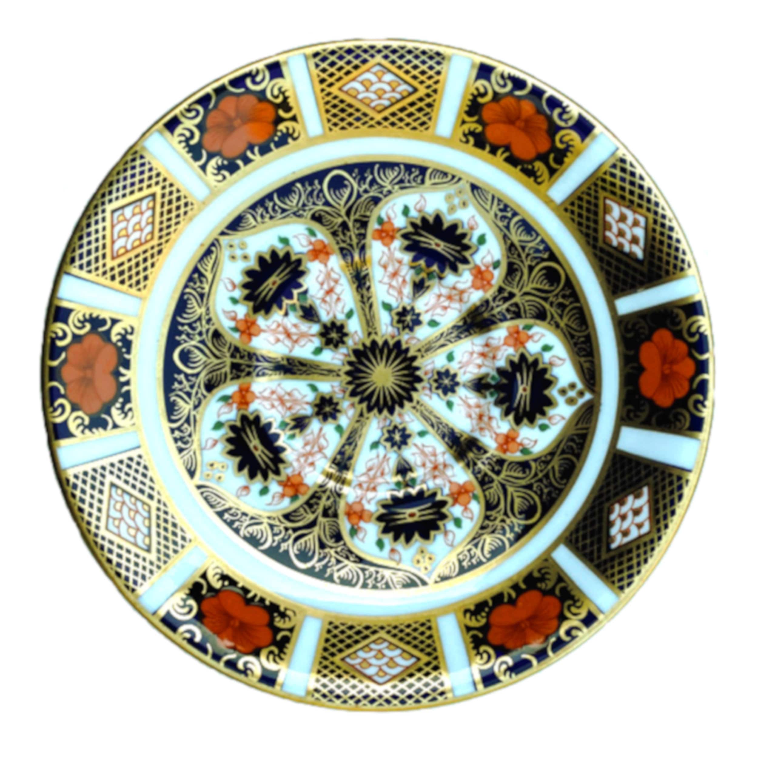 Royal Crown Derby Imari china plate from which the repurposed china piece of the broken china necklace pendant originates.