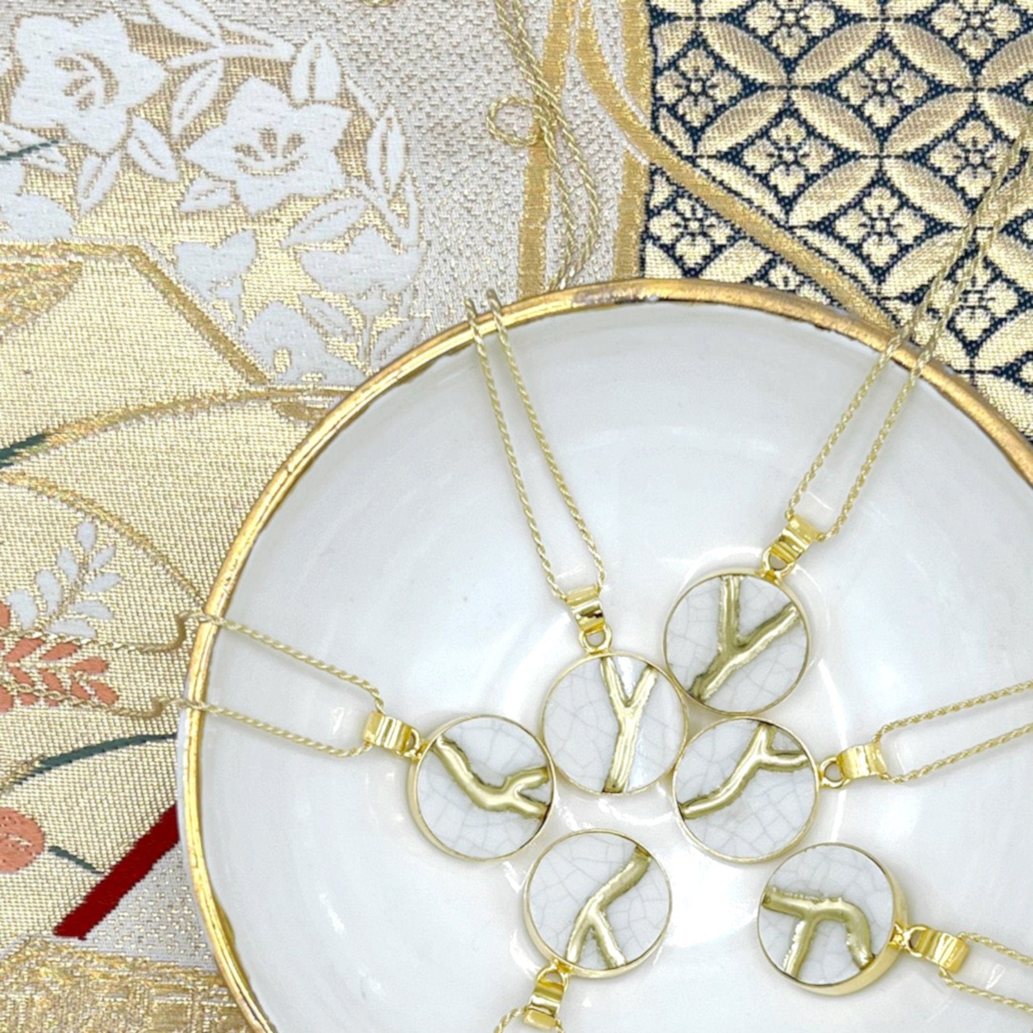 Elegant Kintsugi Necklace