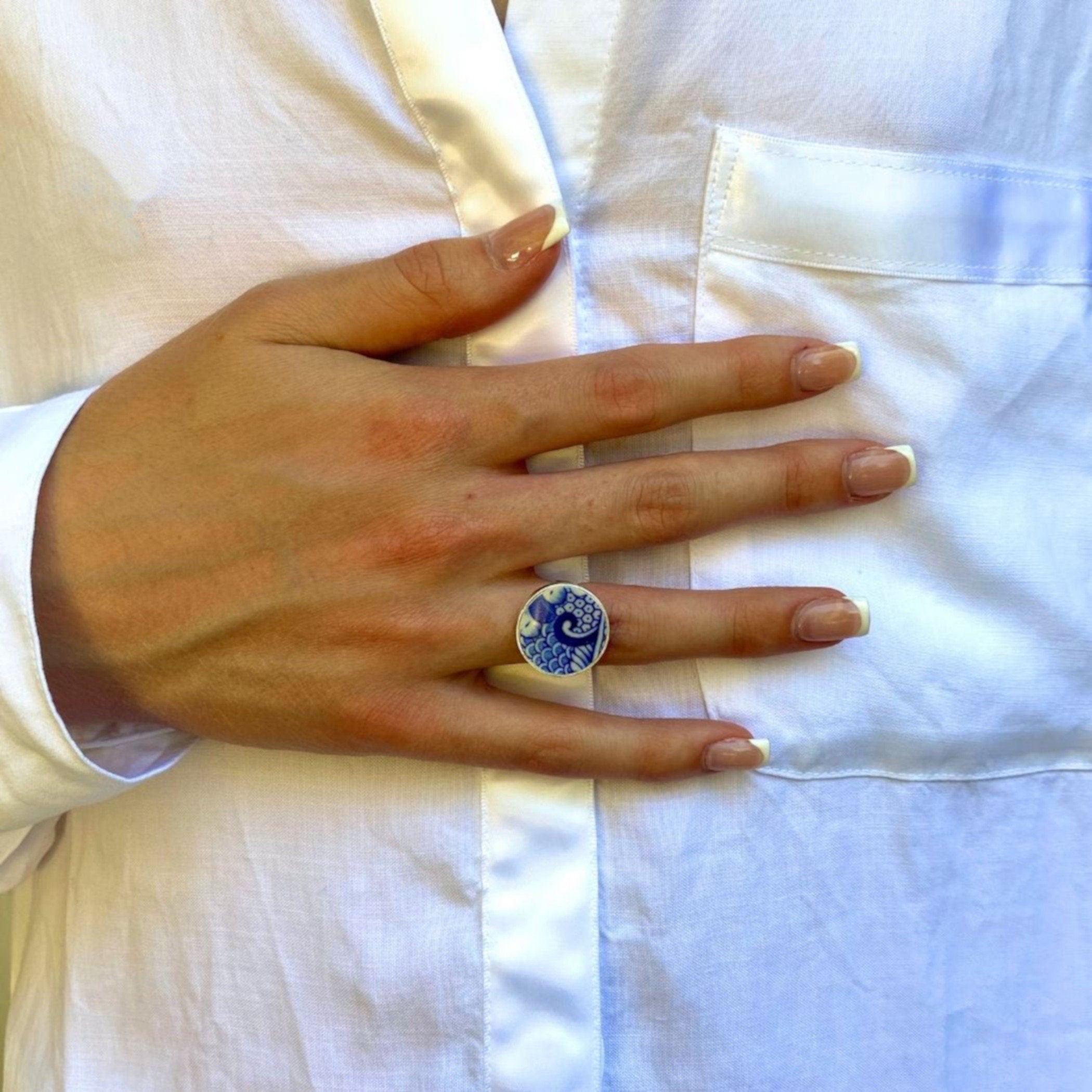 Vintage Chinoiserie Blue Willow China Statement Ring, Broken China Jewelry