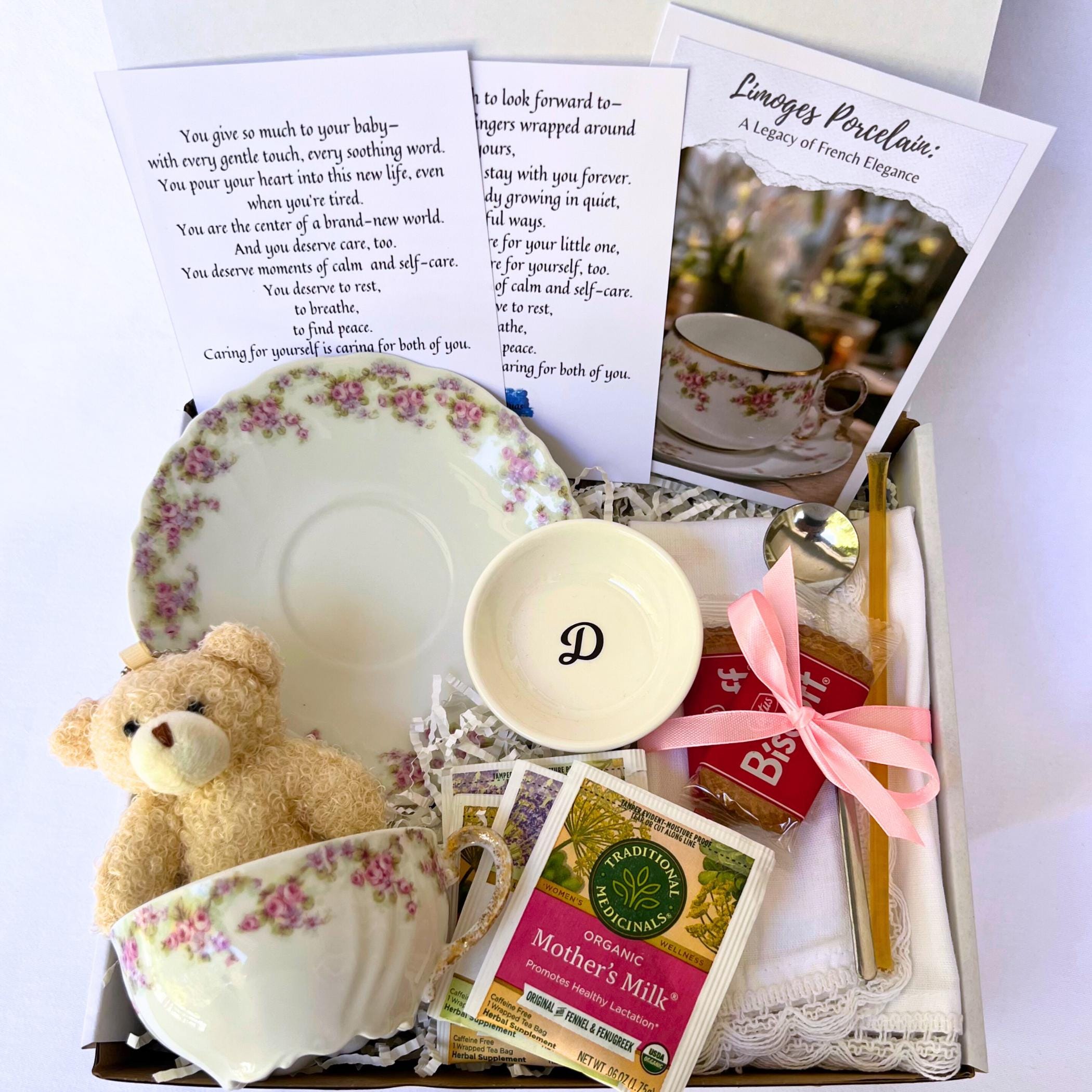 Postpartum Care Package for Her, New Mom Gift Basket, Self Care Push Present, First Time Mom Gift Box for Baby Shower, Pregnancy Gift Box